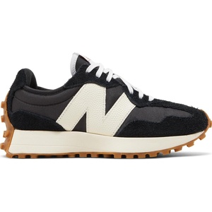 New Balance Women’s 327 Sneaker(Black/Blk)