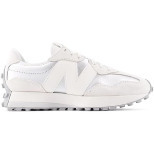 New Balance Women’s 327 Sneaker(Silver Metallic (91))