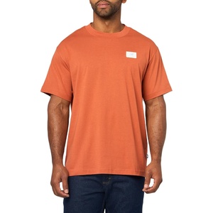New Balance Men’s Graphic T-Shirt(Cinnamon / Woven Label)