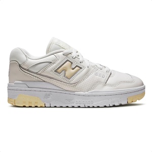 New Balance Women’s 550 Sneakers(Sea Salt/Calcium)