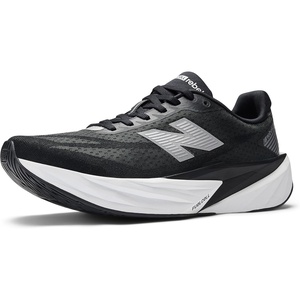 New Balance Men’s FuelCell Rebel V5(Black/Silver Metallic/White)