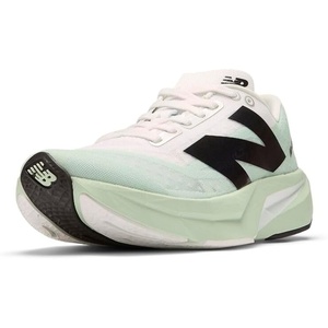 New Balance Women’s FuelCell Rebel V4(Clay Ash/White/Black)