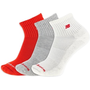 New Balance unisex-adults Men’s and Women’s Patch Logo Ankle Socks – 3 Pairs – Cushioned Moisture Wicking(Red Assorted)