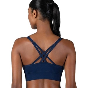 New Balance Seamless Sports Bra for Women, Strappy Medium Support, Yoga Athletic Moisture-Wicking Bra, Sostén Deportivo(Navy)