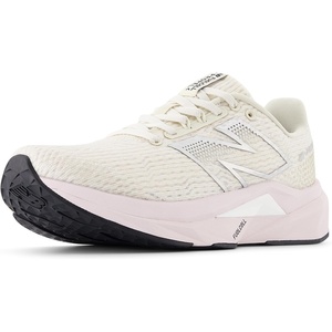 New Balance Women’s FuelCell Propel V5(Linen/Pink Granite/Sea Salt)
