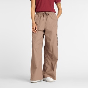New Balance Women’s Woven Cargo Pant(Earth Shadow)